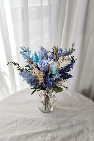 preserved flowers in a jar